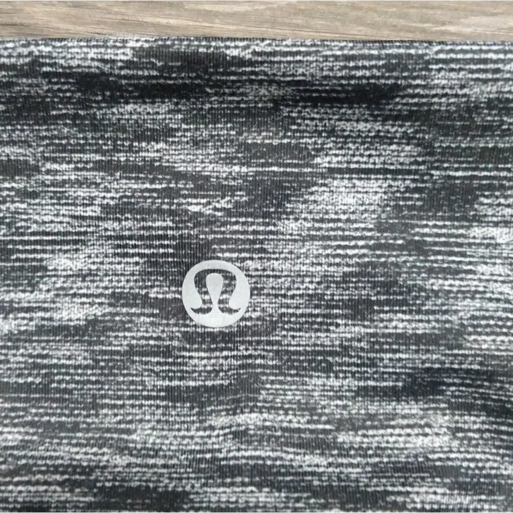 Lululemon Drop It Like It's Hot Crop Dramatic Stat